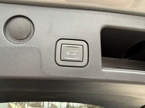 New 2026 Chevrolet Equinox ACTIV FWD image 30
