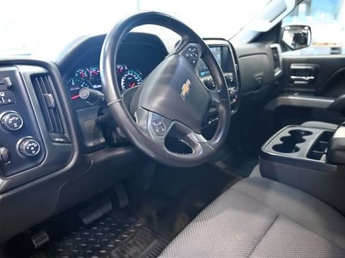 Used 2017 Chevrolet Silverado 1500 LT w/ Midnight Edition AWD/4WD image 19