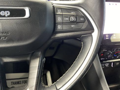 Used 2021 Jeep Grand Cherokee L Limited image 23