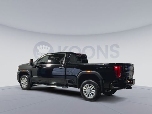 Used 2022 GMC Sierra 3500 Denali AWD/4WD image 8