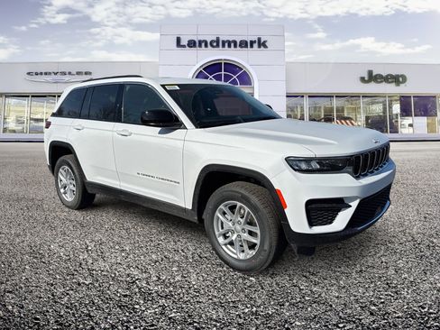 New 2026 Jeep Grand Cherokee Laredo X AWD/4WD image 1
