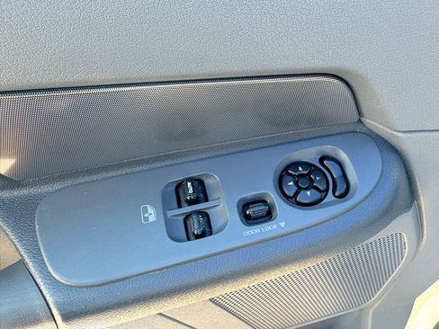 Used 2007 Dodge Ram 1500 Truck ST w/ SXT Group image 14