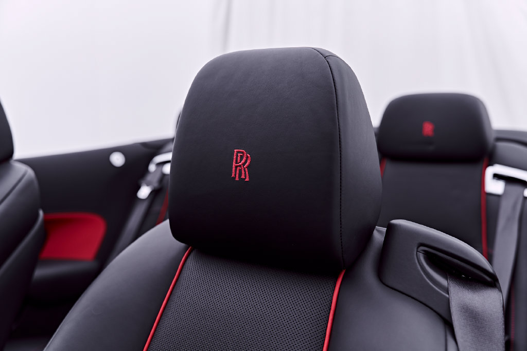 Used 2020 Rolls-Royce Dawn RWD image 61