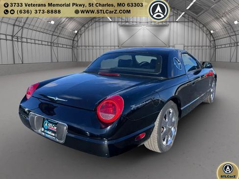 Used 2003 Ford Thunderbird image 3