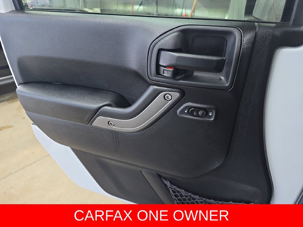 Used 2015 Jeep Wrangler Sport w/ Quick Order Package 24S AWD/4WD image 24