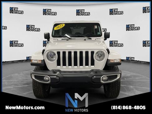 Used 2023 Jeep Wrangler Unlimited Sahara w/ Cold Weather Group AWD/4WD image 8