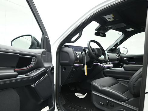 New 2026 Ford Expedition Platinum AWD/4WD image 6