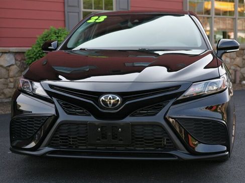 Used 2023 Toyota Camry SE w/ Convenience Package FWD image 2