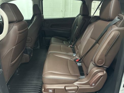 Used 2025 Honda Odyssey Touring image 39