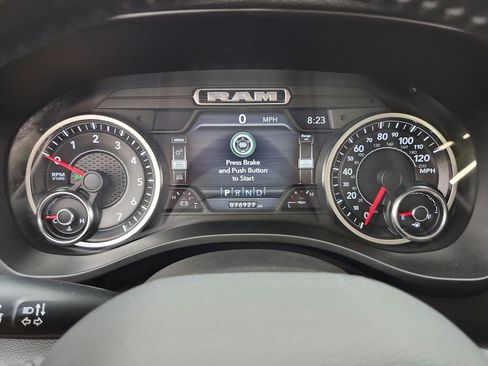 Used 2019 RAM 1500 Laramie RWD image 9