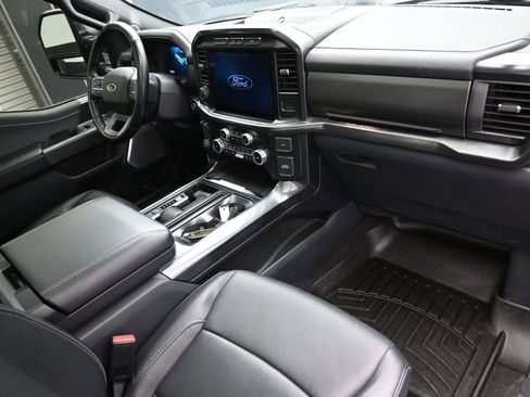 Used 2022 Ford F150 Lariat w/ Equipment Group 502A High image 39