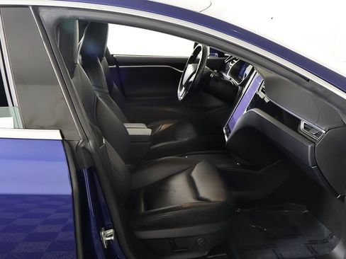 Used 2016 Tesla Model S 90D image 28