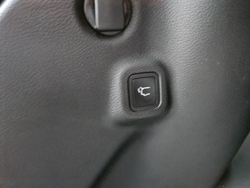 New 2026 Jeep Compass Trailhawk image 13