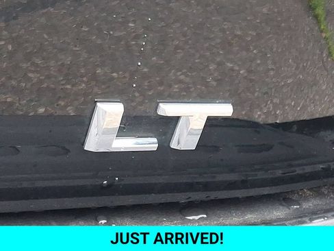 Used 2024 Chevrolet Tahoe LT w/ LT Signature Plus Package AWD/4WD image 33