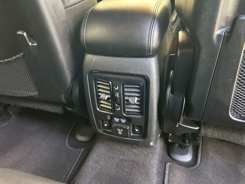 Certified 2022 Dodge Durango GT image 26