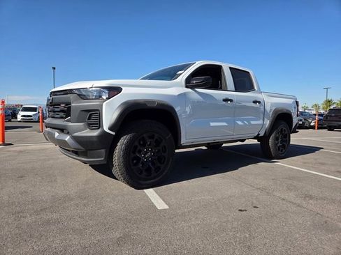 New 2026 Chevrolet Colorado Trail Boss AWD/4WD image 2