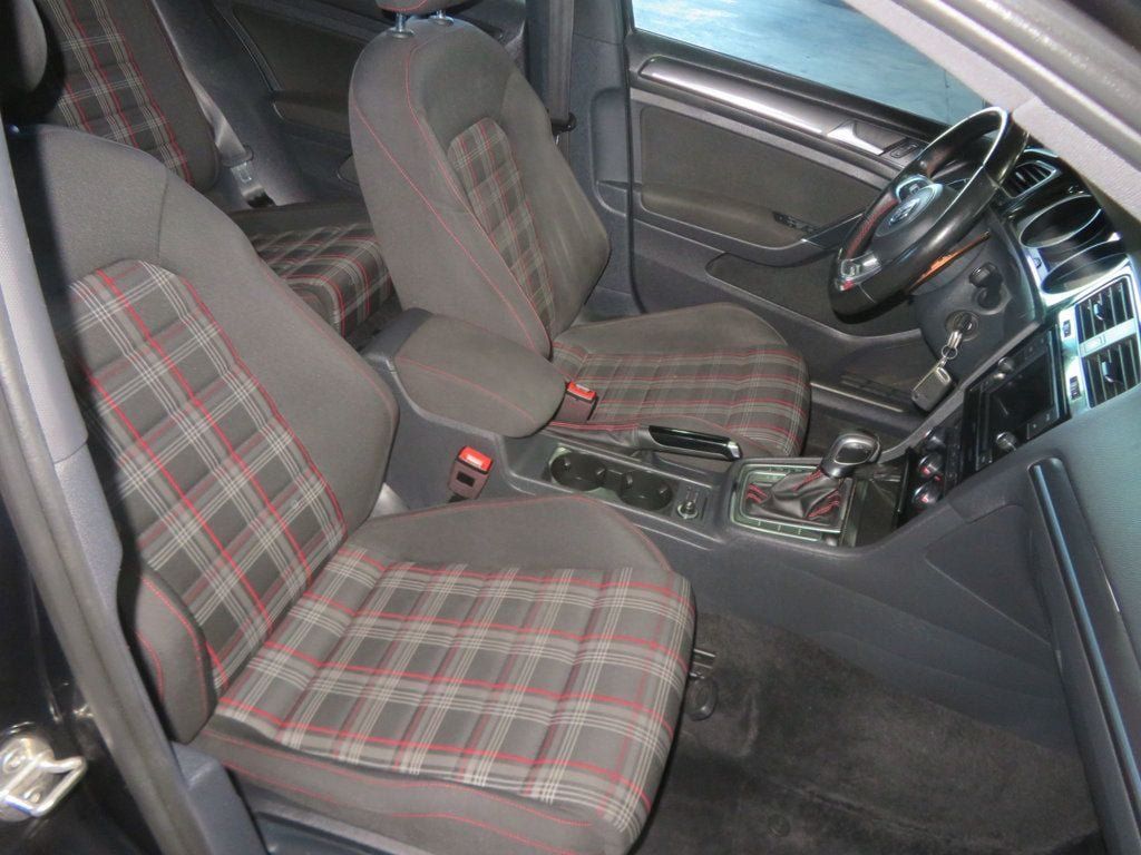 Used 2020 Volkswagen GTI S FWD image 29
