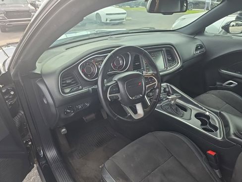 Certified 2015 Dodge Challenger R/T Plus image 15