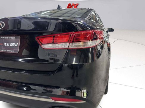 Used 2016 Kia Optima LX FWD image 17
