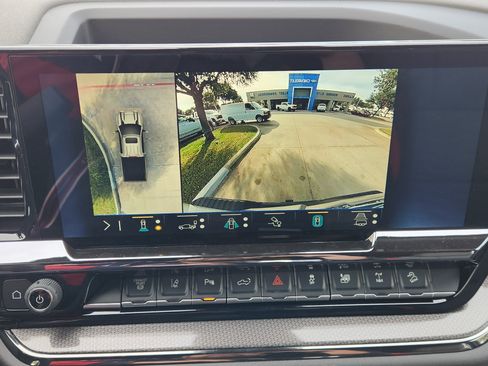 New 2026 Chevrolet Silverado 2500 ZR2 image 6