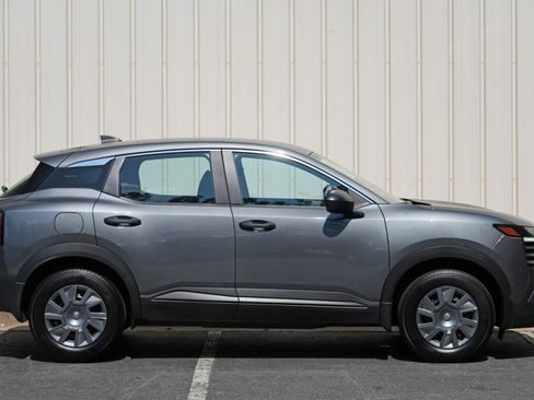 Used 2025 Nissan Kicks S FWD image 43