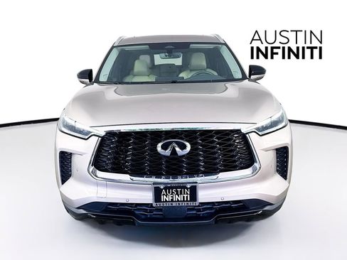 Certified 2023 INFINITI QX60 Luxe w/ Performance Audio Package FWD image 3