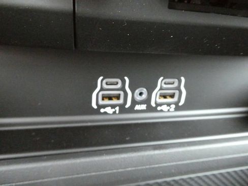 New 2026 RAM 2500 Big Horn AWD/4WD image 23