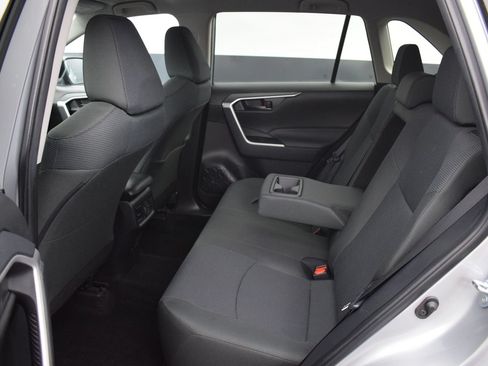 Used 2025 Toyota RAV4 LE AWD/4WD image 12