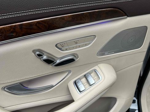 Used 2014 Mercedes-Benz S 550 Sedan image 76