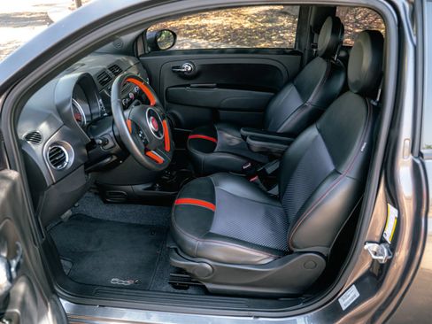 Used 2015 FIAT 500 e FWD image 36
