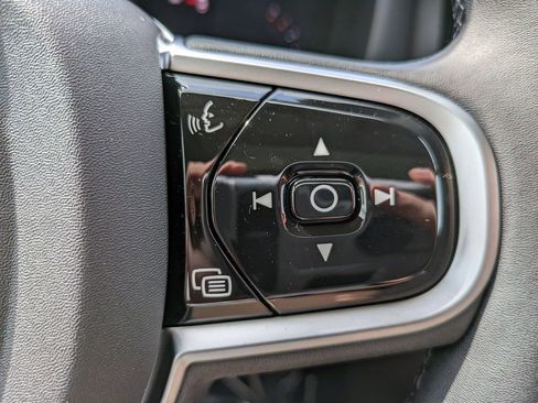 New 2026 Volvo XC60 B5 Core w/ Climate Package image 26