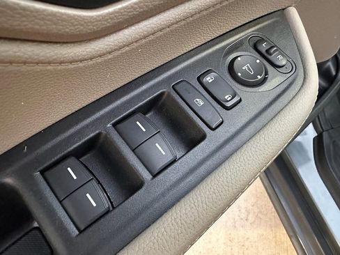 Certified 2019 Honda Odyssey EX-L image 9