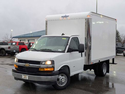 New 2024 Chevrolet Express 3500 w/ Power Convenience Package image 3