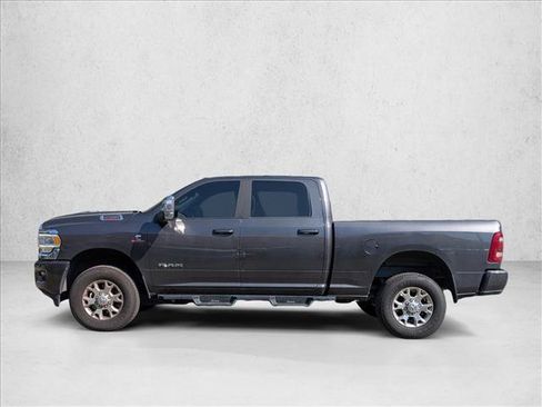 Used 2023 RAM 2500 Laramie AWD/4WD image 8