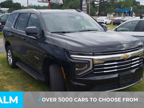 Used 2025 Chevrolet Tahoe LT AWD/4WD image 3