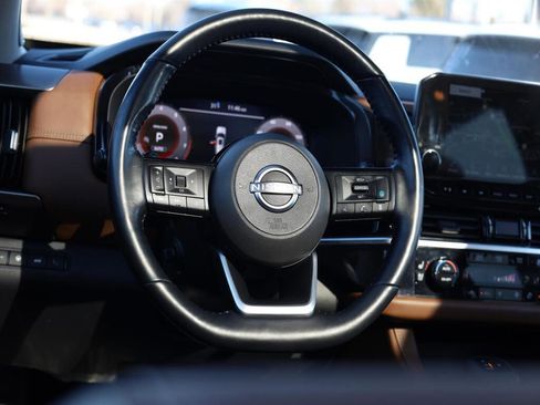 Used 2022 Nissan Pathfinder Platinum w/ Lighting Package (N93) image 9