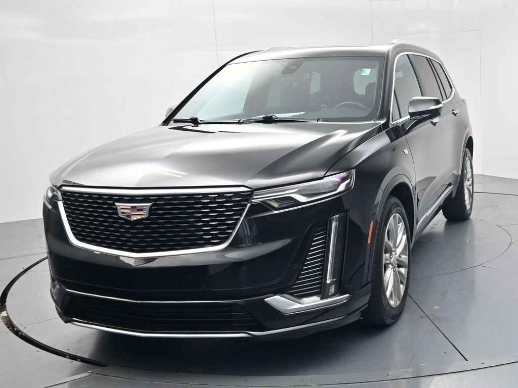 Used 2021 Cadillac XT6 Premium Luxury AWD/4WD image 3