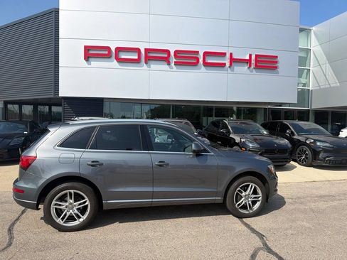 Used 2016 Audi Q5 2.0T Premium Plus w/ Technology Package AWD/4WD image 1