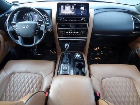 Used 2024 INFINITI QX80 Sensory image 17