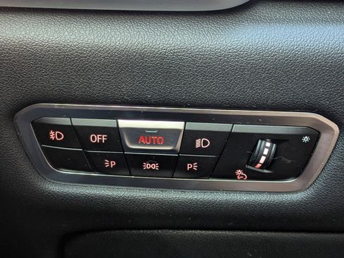 Used 2021 BMW X5 sDrive40i w/ M Sport Package image 34