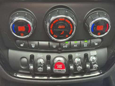 Used 2023 MINI Cooper Clubman S FWD image 19