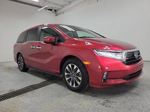 Used 2023 Honda Odyssey EX-L image 2