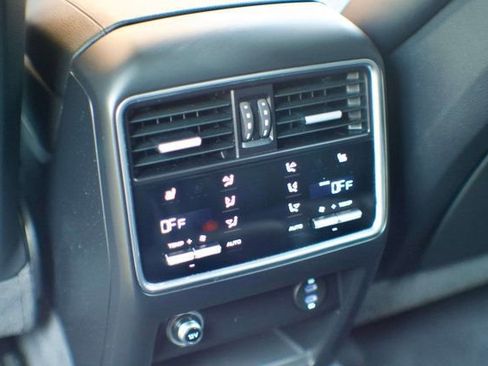 Used 2021 Porsche Cayenne S AWD/4WD image 46