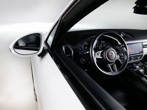Certified 2019 Porsche Cayenne AWD/4WD image 26
