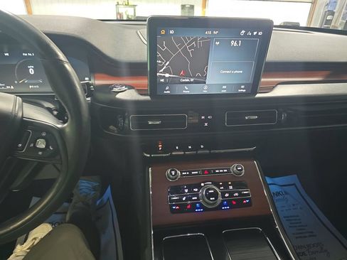 Used 2022 Lincoln Aviator Reserve w/ Elements Package Plus AWD/4WD image 22