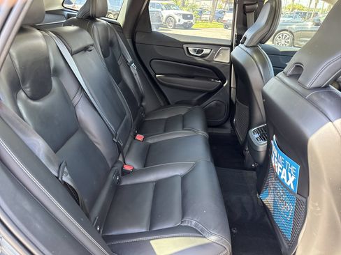 Used 2024 Volvo XC60 B5 Ultimate w/ Protection Package Premier AWD/4WD image 29