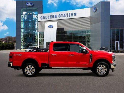 Certified 2023 Ford F250 Lariat w/ Lariat Ultimate Package AWD/4WD image 5