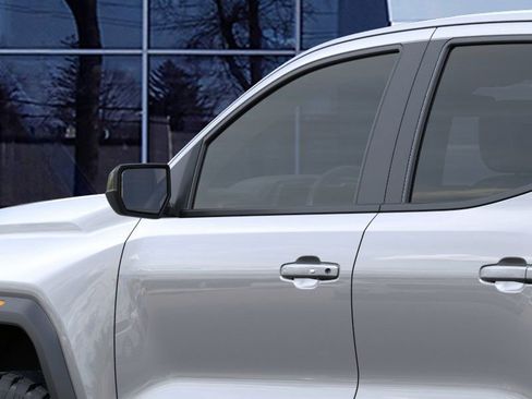 New 2026 GMC Canyon Elevation image 12
