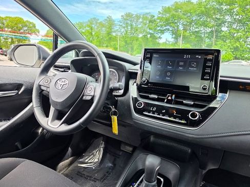 Used 2021 Toyota Corolla SE w/ Carpet Mat Package (TMS) FWD image 13