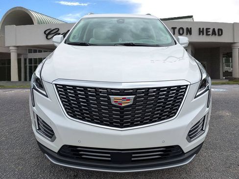 New 2026 Cadillac XT5 Premium Luxury w/ Driver Assist Package FWD image 9
